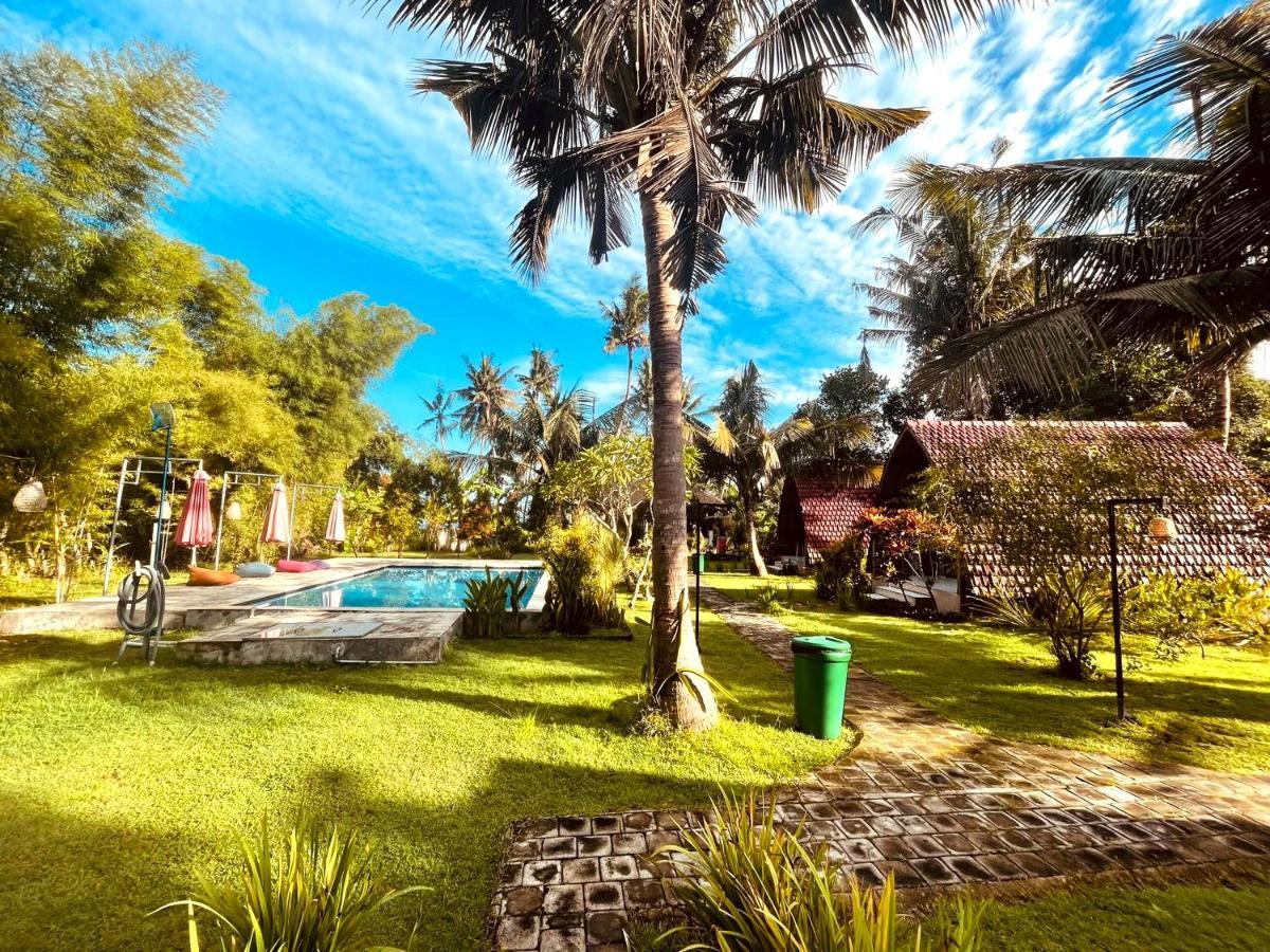 Apit Lawang Villas & Resto Batununggul Exteriér fotografie