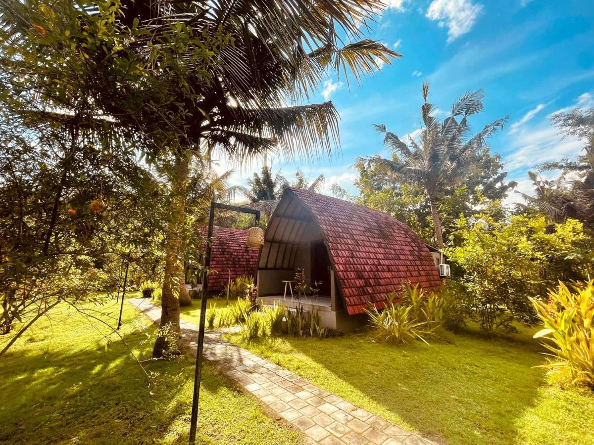 Apit Lawang Villas & Resto Batununggul Exteriér fotografie